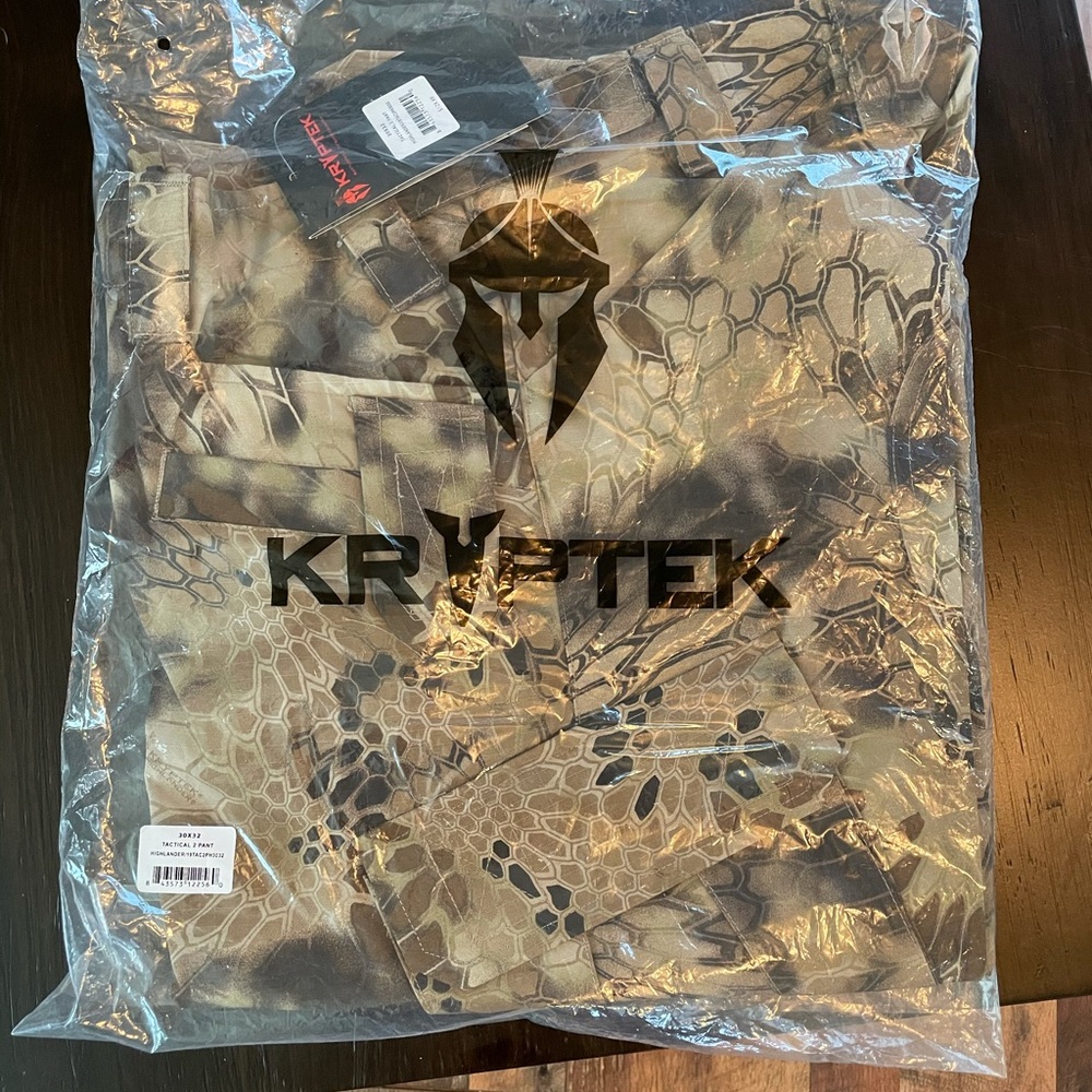 BRAND NEW Kryptek Tactical Pants 30x32